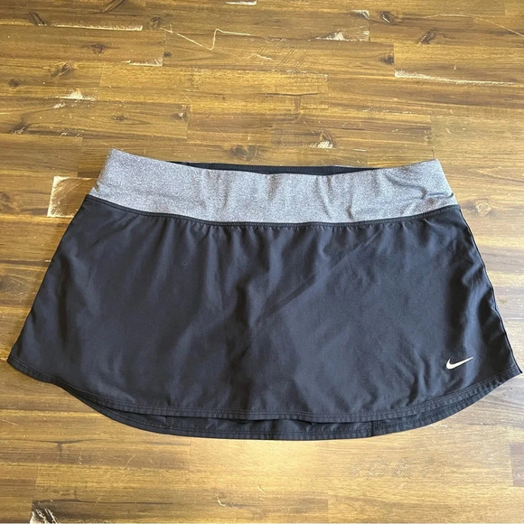 Nike Running Skirt Compression Black/Gray - Picture 1 of 8